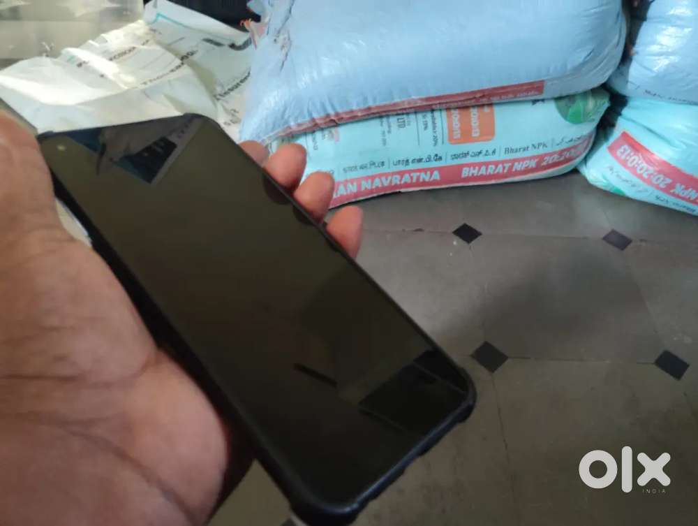 Only back camera galss r broken