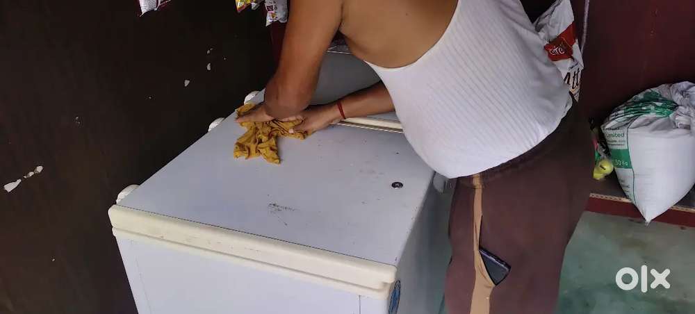 Deep freezer