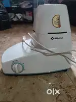 Mixer with 2 vessels