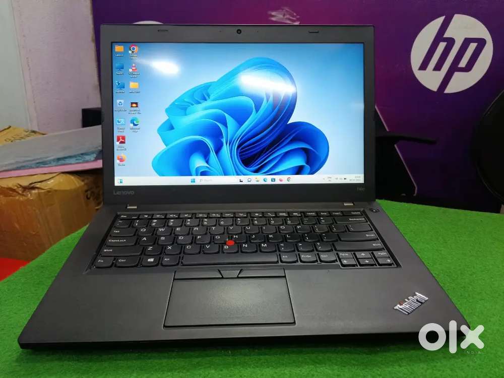 Lenovo ThinkPad T460 i7 Processor 8gb RAM 256gb SSD 14 inches FHD Gud