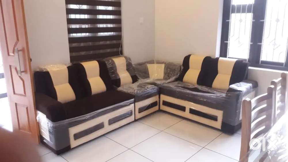 Customised Sofa at Reasonable Price