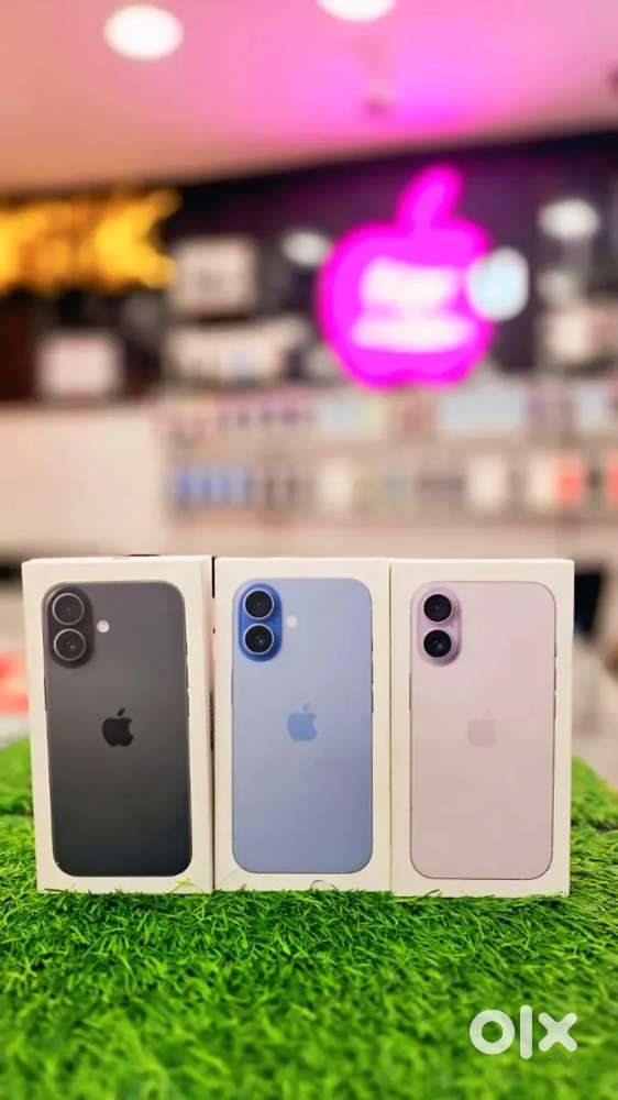 I phone 17 256gb sealed activation only New Emi available