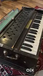 2nd hand harmonium in good condition