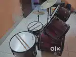 Maxstone acoustic drum set with seat and 2 sticks