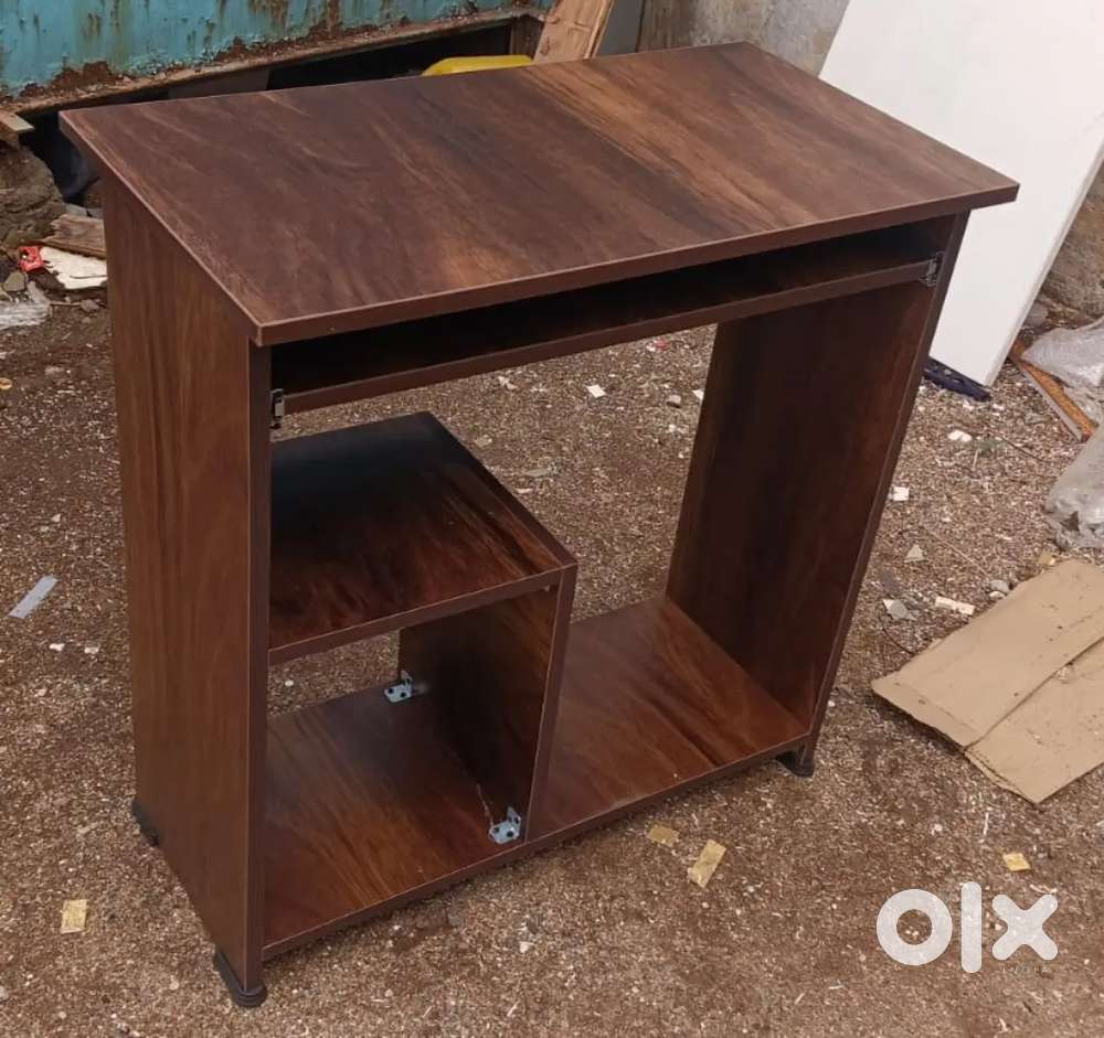 Wallnut colour computer table brand new