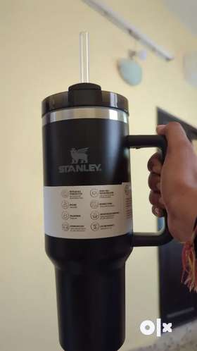 Hi i am selling unused 40oz stanley cup in black. It is brand new. Rate - Rs 2800