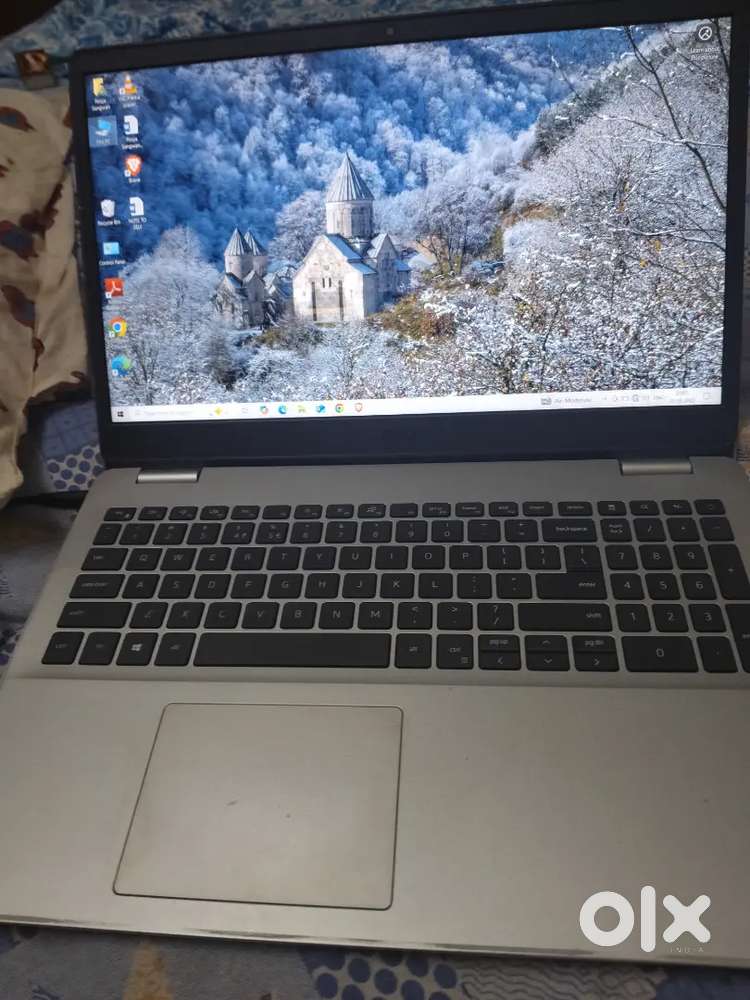 Dell Ryzen 3 3250U with Radeon Graphics