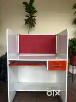 COMPUTER TABLE