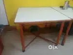 Hotel dining tabels