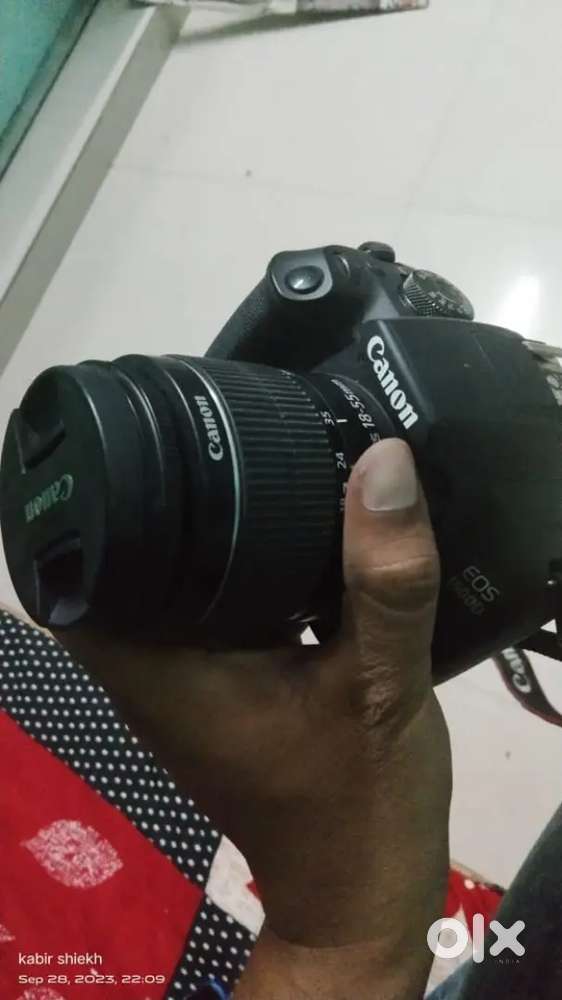 Canon 1500D camera