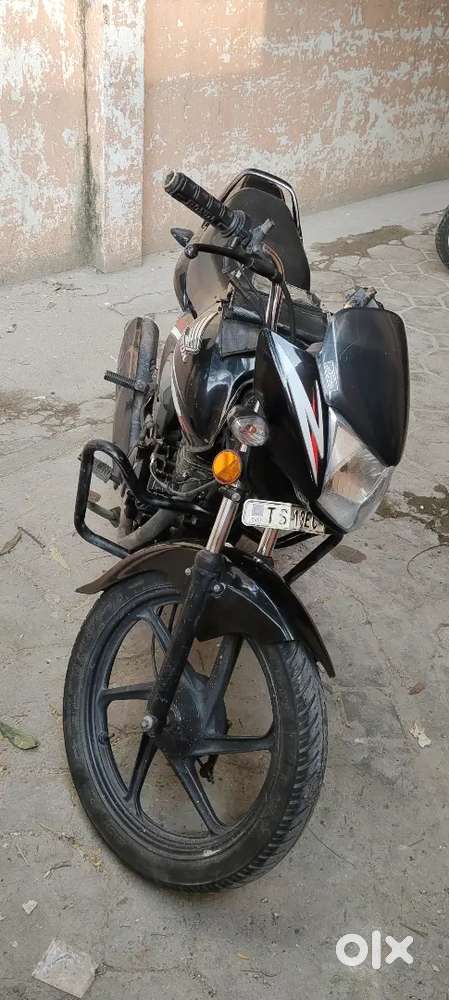 Honda shine 2015 model