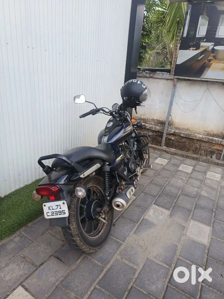 Bajaj avenger