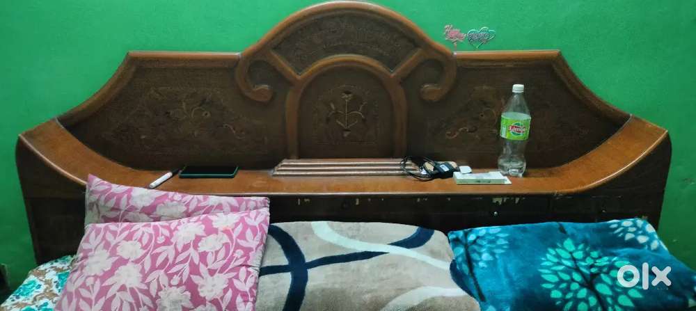 Double Bed With Mattress