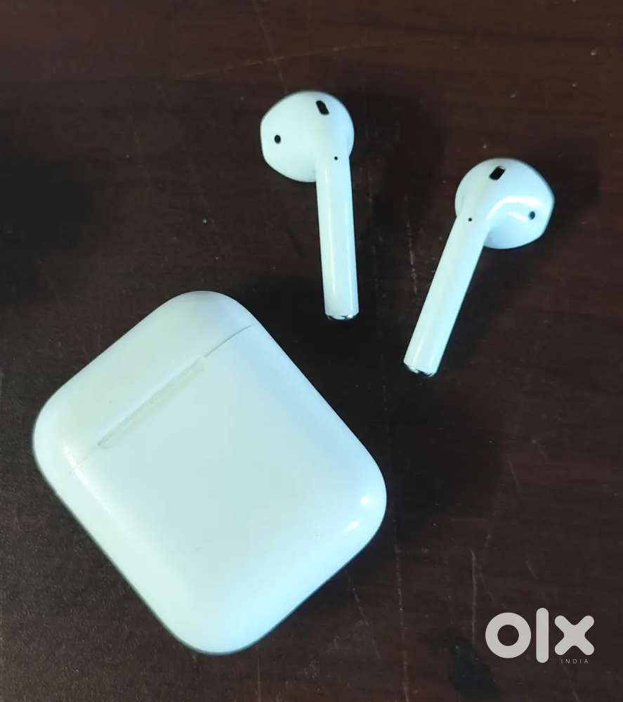 Apple Airpods (2nd generation)