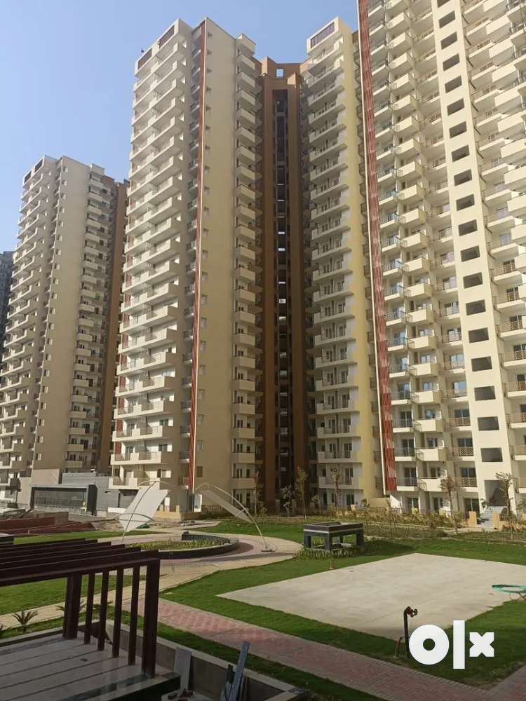 Ready to move society Flats in noida extension