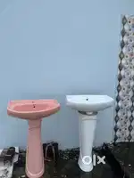 Wash basin white and light pink