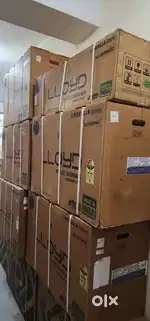 Lloyd 1.5 inverter 3.star Available 3p% off