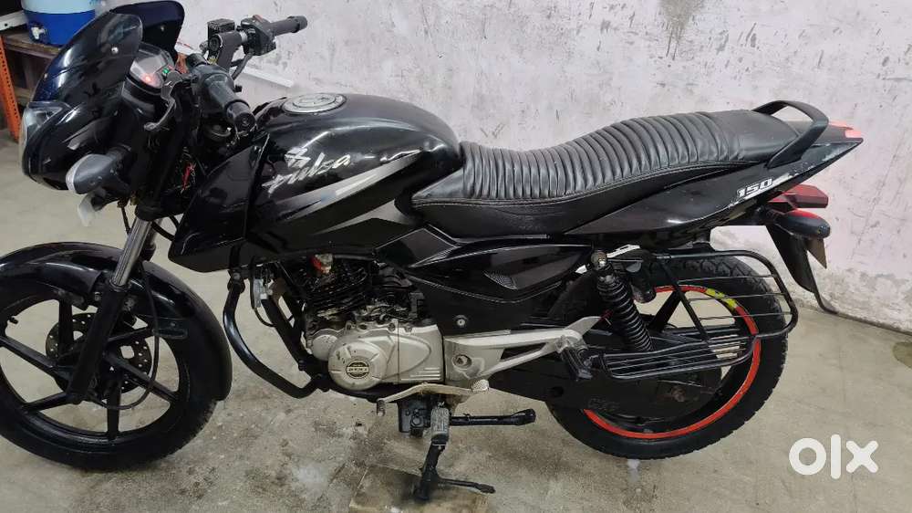 PULSAR 150    RS : ( 28999 )