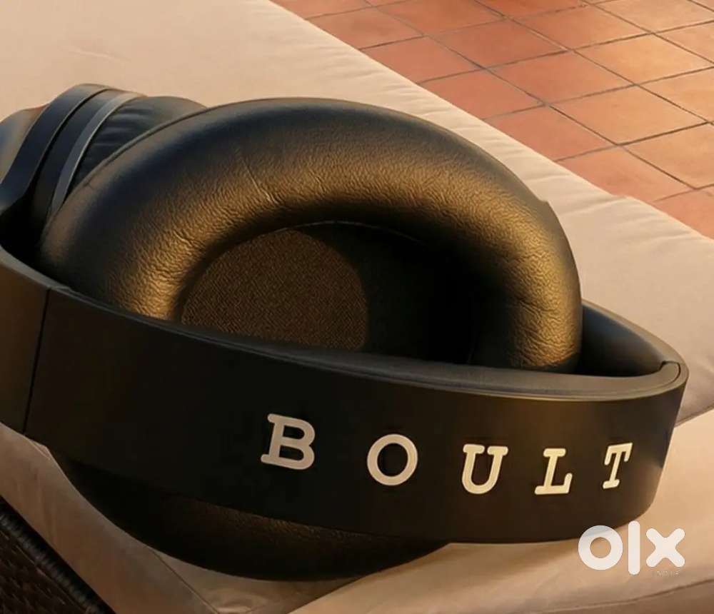 Boult audio boost,  High collyty sounds, battery life 96%