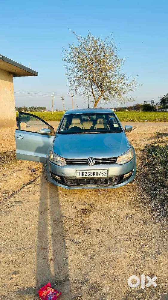 Volkswagen Polo 2011 Petrol 128000 Km Driven