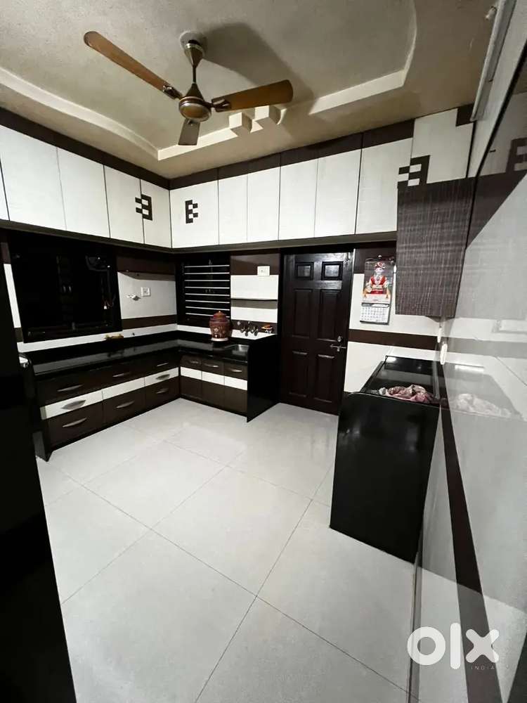 Rent flat Isanpur Ghodasar