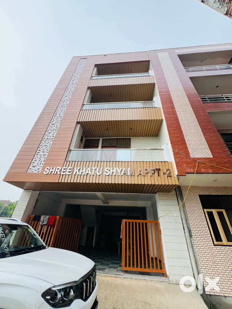 Corner facing 2 bhk new launch builder floor with lift with parking