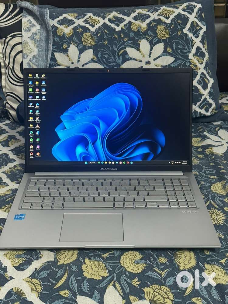 Asus vivobook 15 excellent condition less used