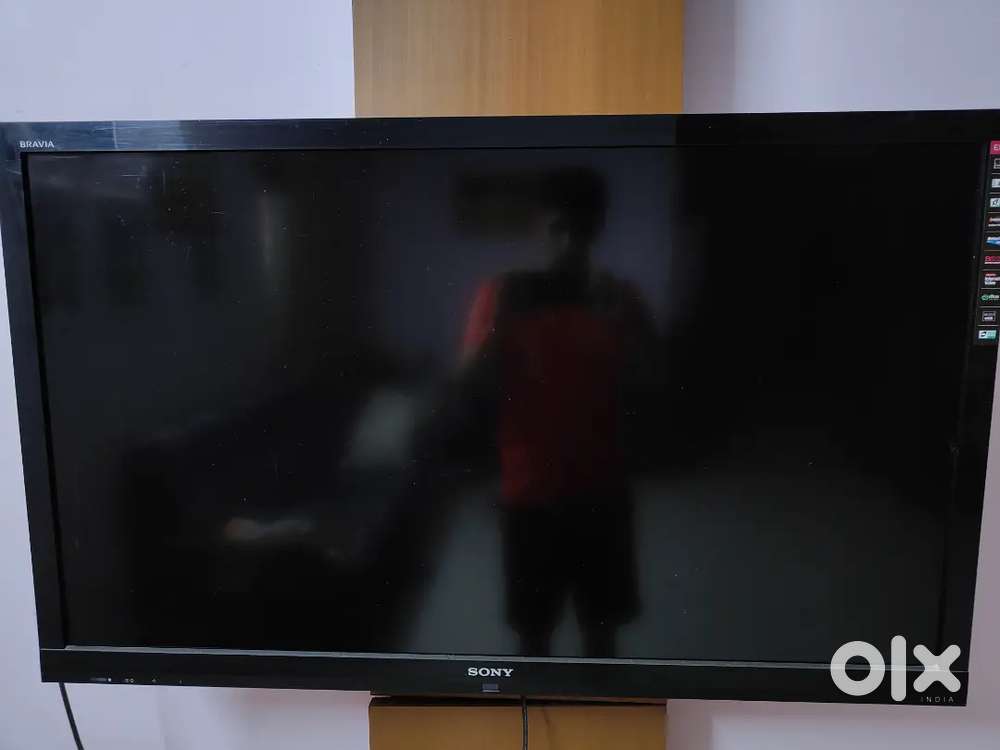Sony TV 46 inch