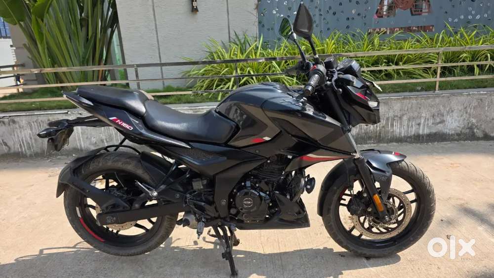 Bajaj N160 2023/24