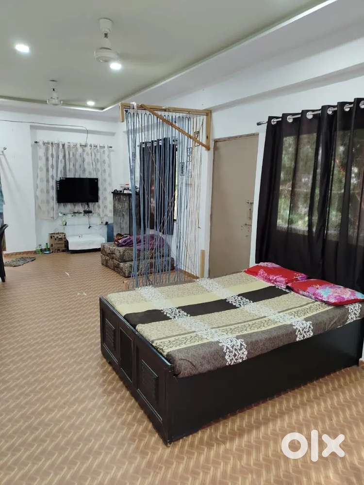 Boy PG, SUPER DUPAR LOCATION, DKV CIRCAL