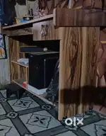 Computer desk