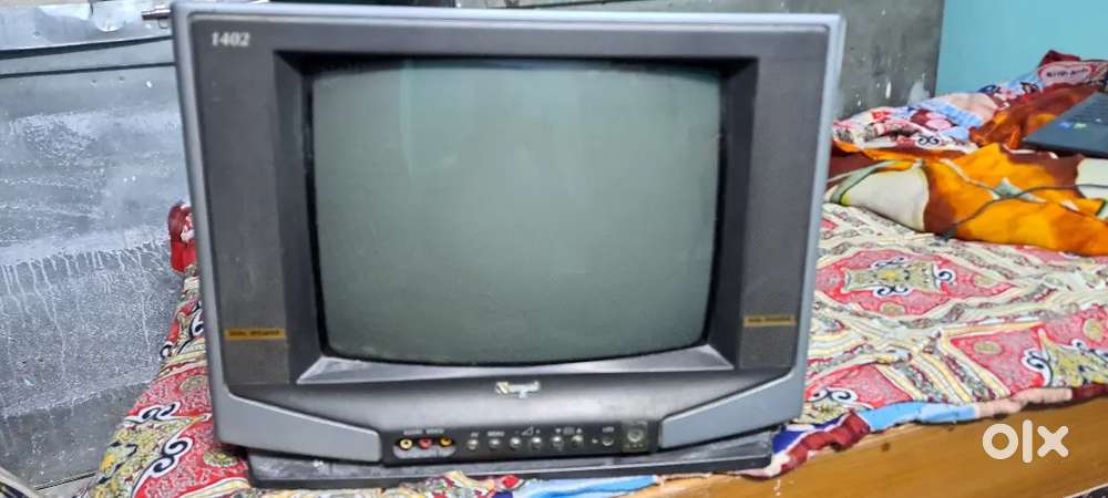 24 inch CRT color TV for sale