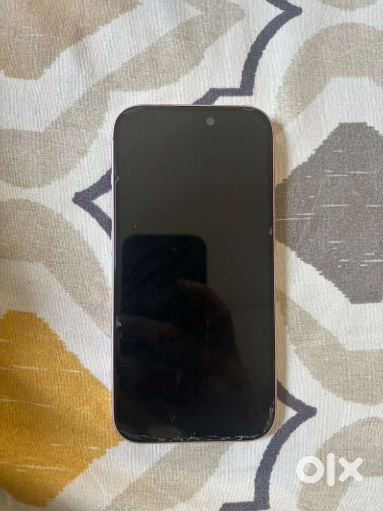 15 pink colour almost new , 128 gb