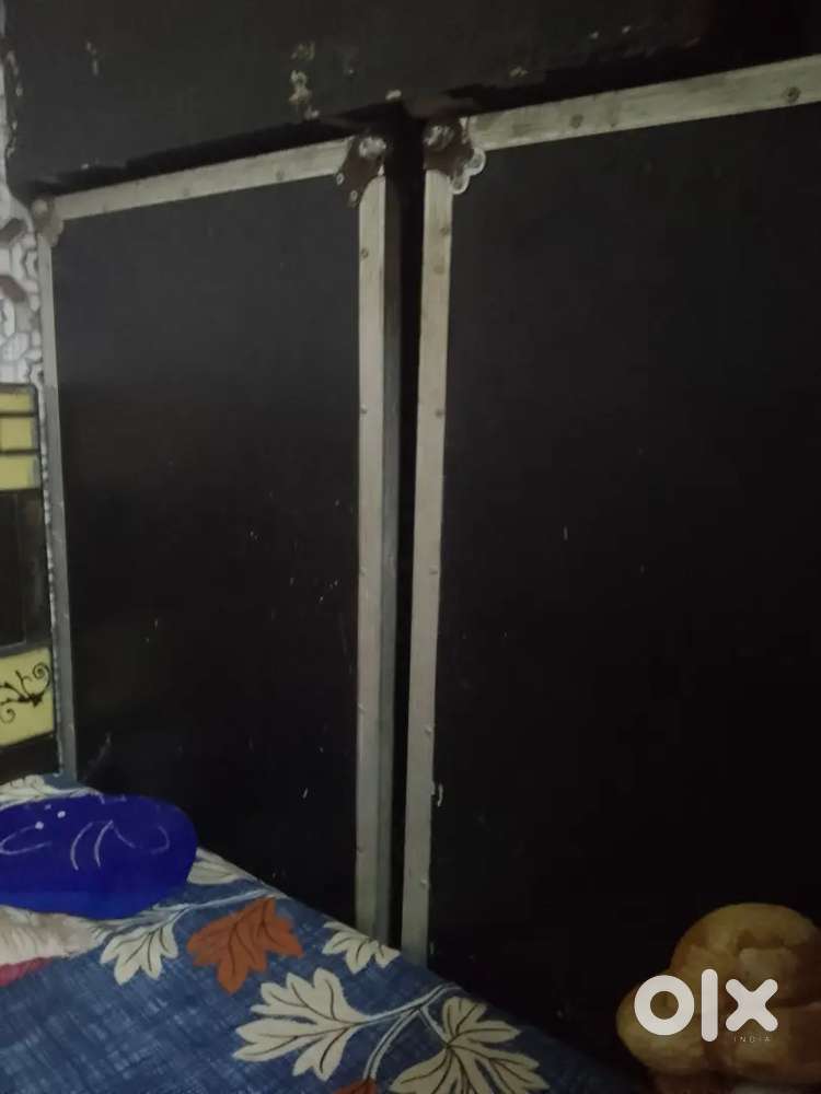 Dj set up the top 2 base