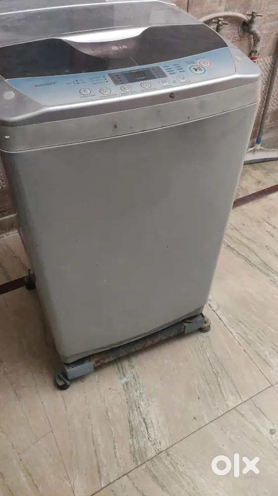 LG7 Kg Top loading fully automatic washing machine