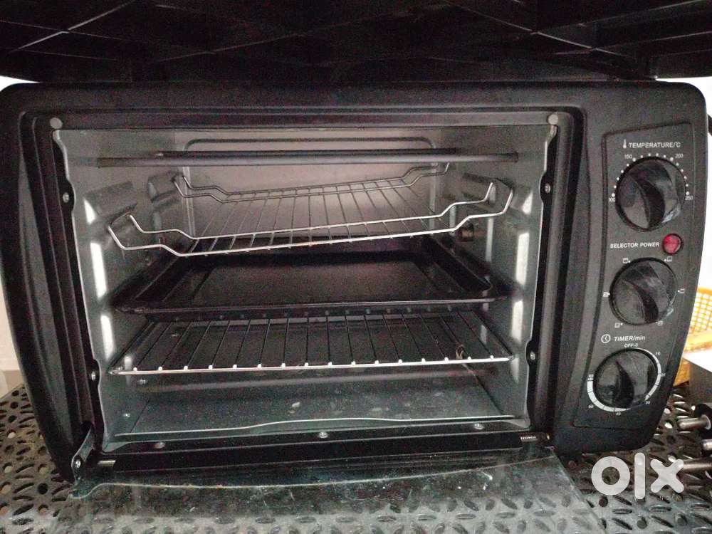 Microwave Oven