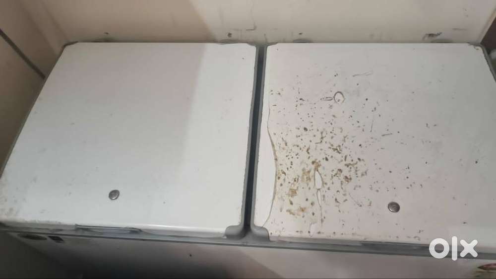 Western deep freezer 350 ltrs