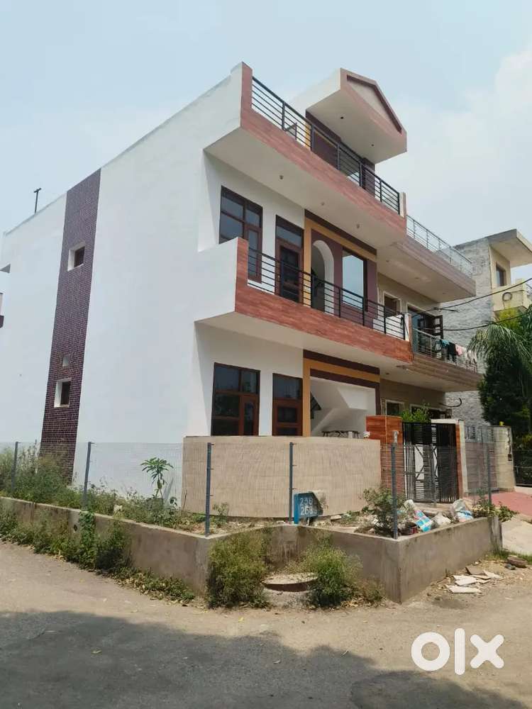 4 MARLA CORNER KOTHI