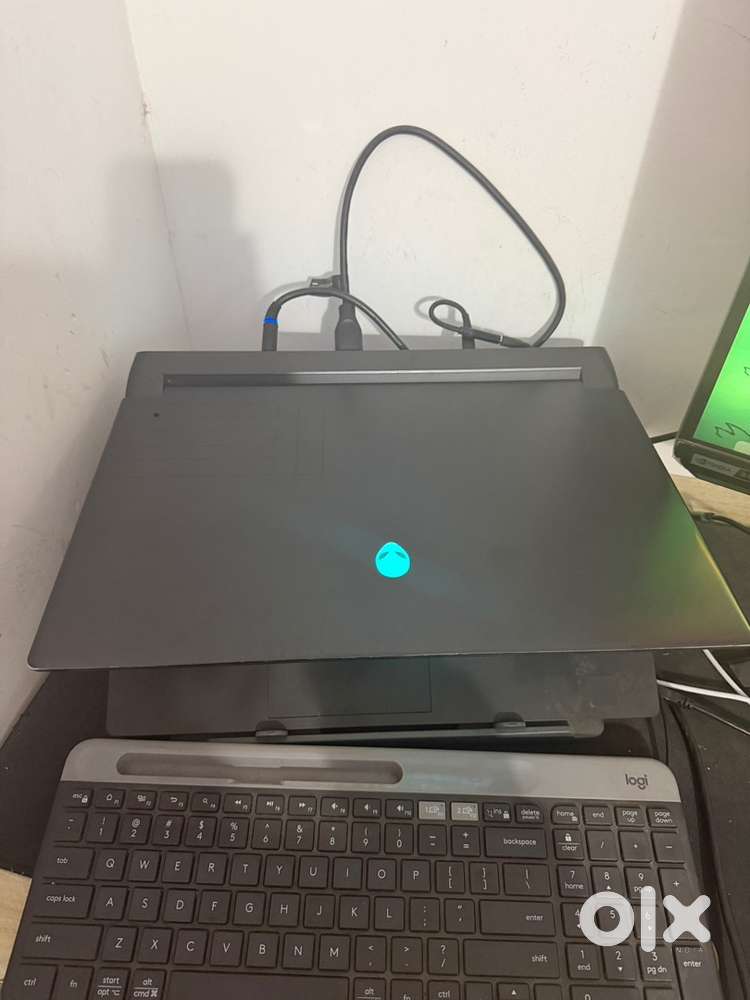 Alienware m15 R7 Gaming laptop