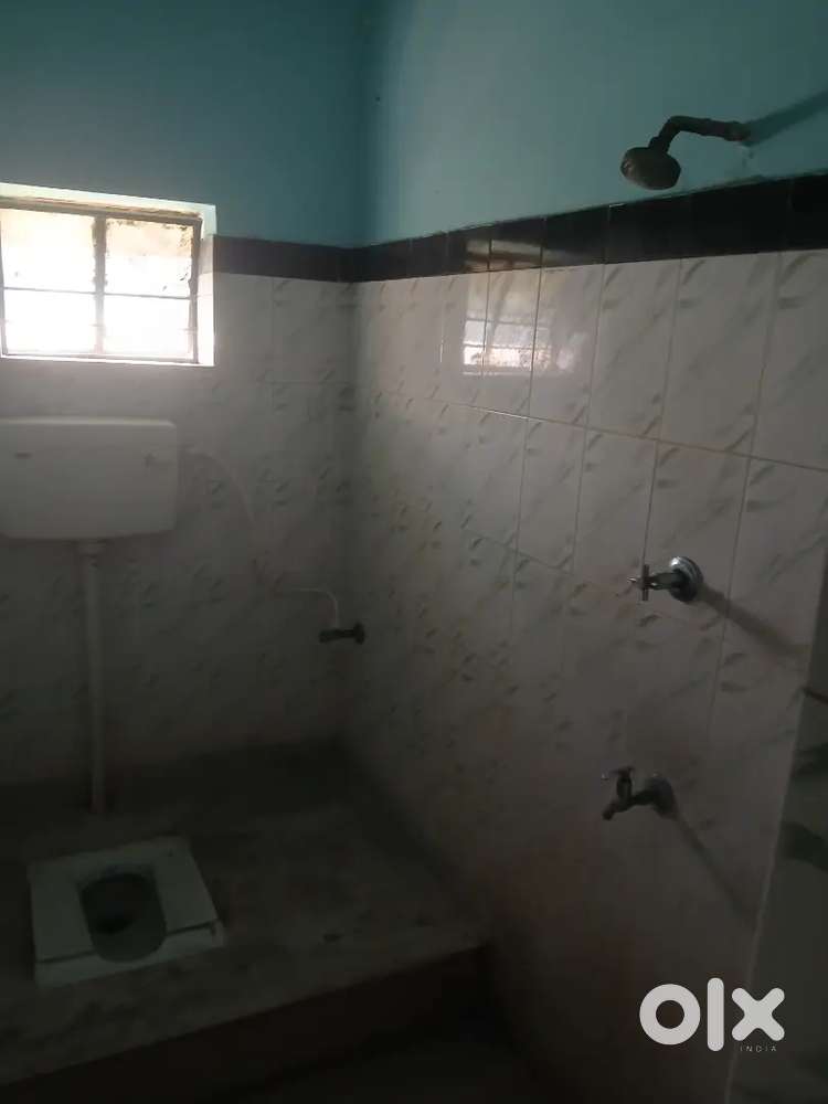 Rent 2 bhk near Burdwan Railway Station