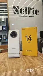 256GB 8GB Realme 14pro Gold one indian warranty one full box lite used