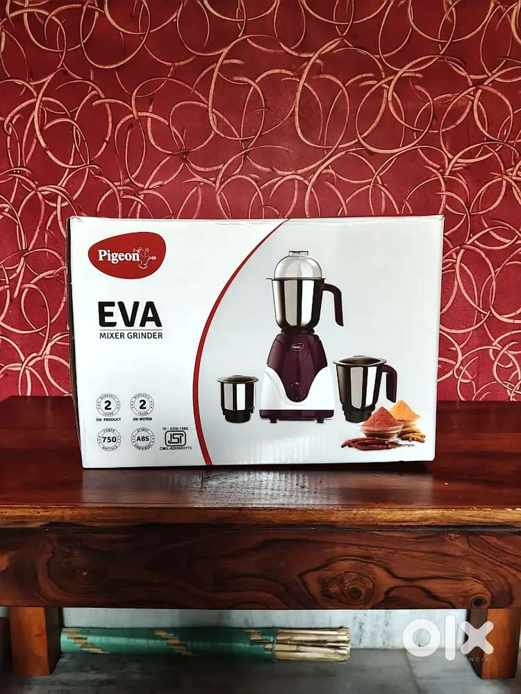 Pigeon mixer Grinder 750wattage