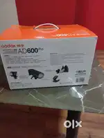 Godex 600 Portable Studio Flash