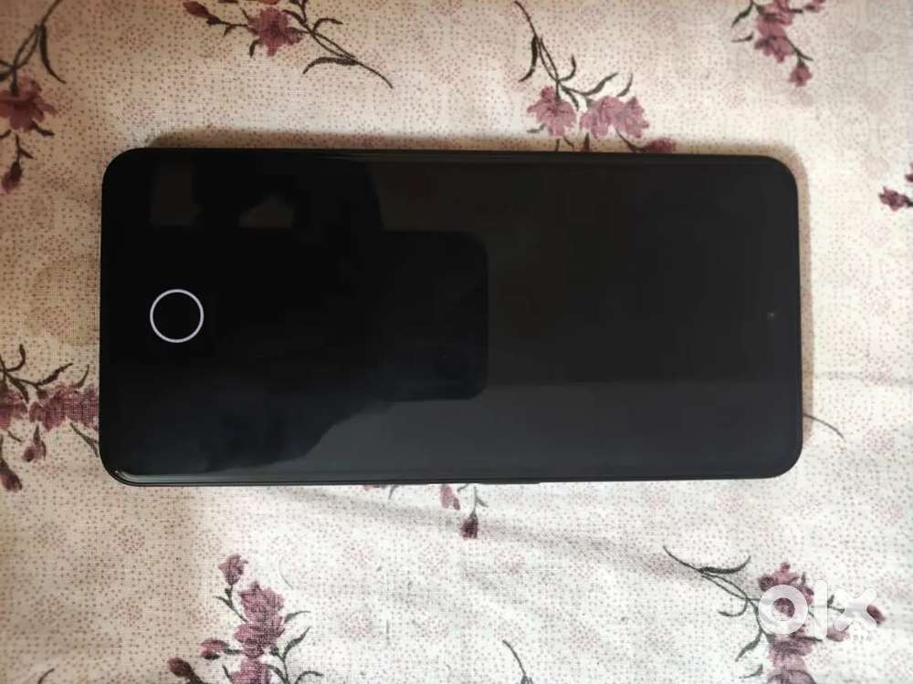 Nothing phone 3a ( 8+8/128 )below 3 months