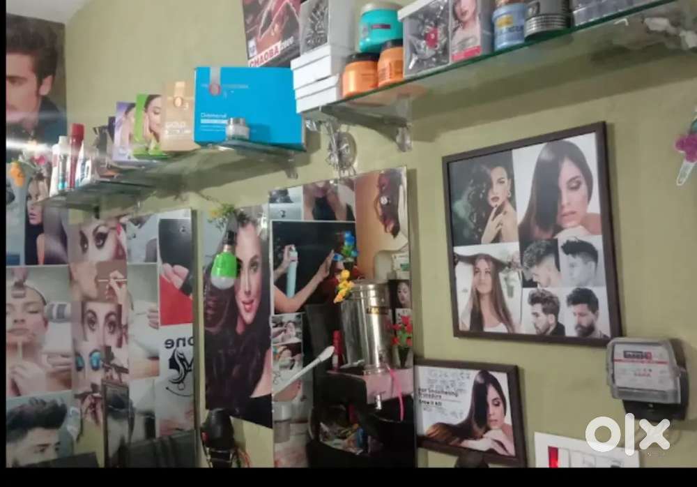 Need male hair dresser