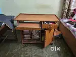 Computer table
