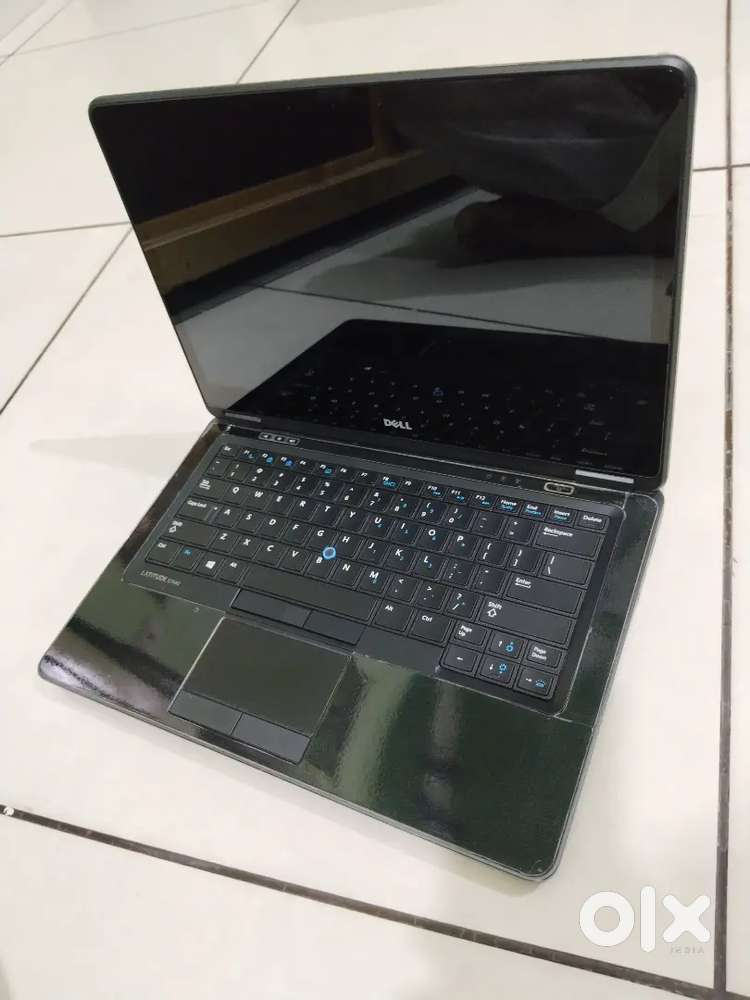Touch screen laptop i5