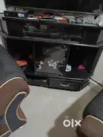Tv stand triangle shape