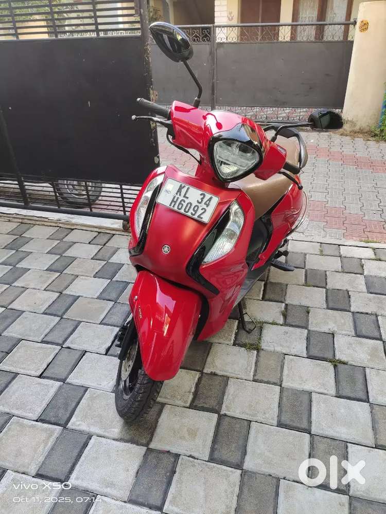 YAMAHA FASCINO HYBRID. BS6. 2023.