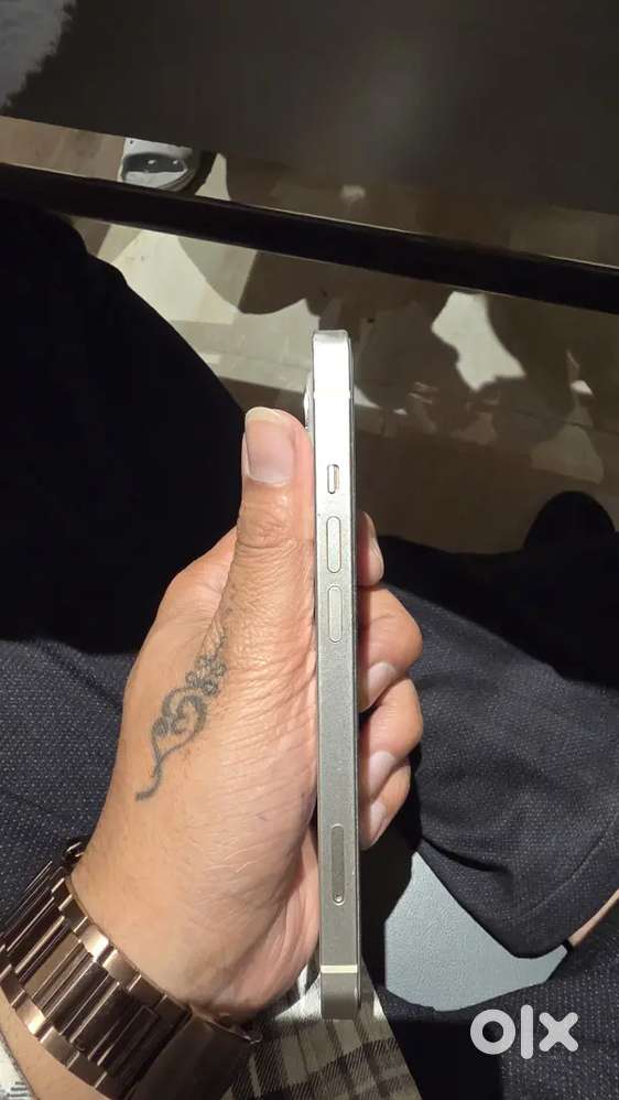 Iphone 13  128 Gb white
